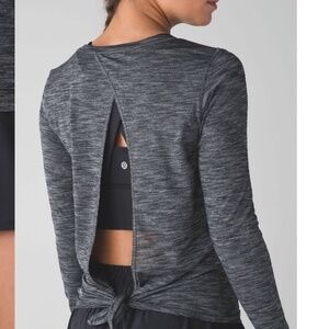 Lululemon NWT Shirt, Beat the Heat LS Heathered Black, Size 4